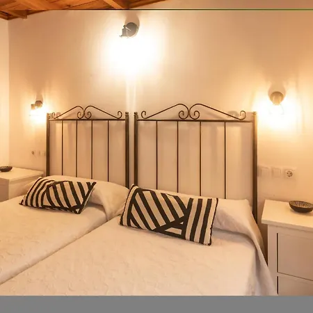 La Marina De Tornin Cerca De 아파트 *