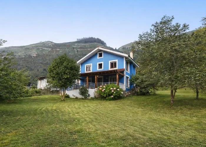 La Marina De Tornin - Cerca De Onís